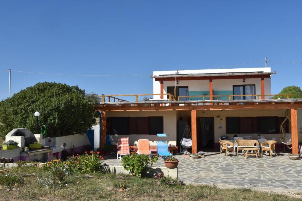 Eco Affittacamere Casa Maica Eco Guesthouse Стинтино Екстериор снимка